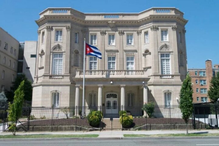 سفارت کوبا در آمریکا مورد حمله قرار گرفت