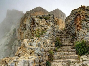 قلعه بابک؛ زیباترین قلعه آذربایجان شرقی