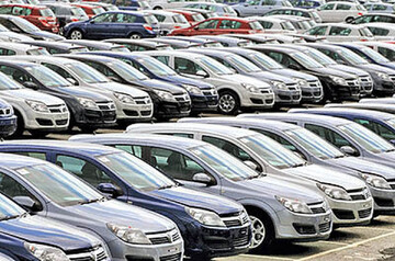 خودروسازان به دنبال افزایش قیمت خودرو / خودروهای قرعه کشی تعهد شده را به مردم تحویل نمی دهند