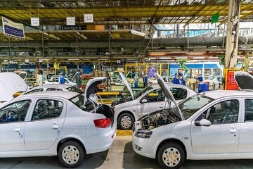 کاهش چشمگیر قیمت خودرو در بازار + قیمت خودرو امروز یکشنبه ۹ مهر ۱۴۰۲