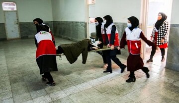 زیر گرفتن عجیب چهار دختر دانش آموز تهرانی توسط خانم معلم + علت چه بود؟