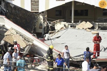 ۴۹ کشته و زخمی در پی ریزش سقف کلیسا در مکزیک + فیلم