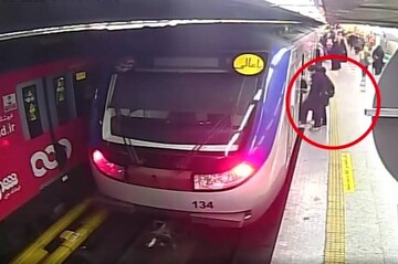 فیلم کامل لحظه ورود آرمیتا گراوند به مترو