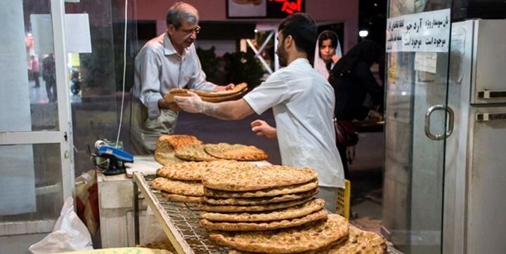اقدام جالب یک نانوایی در تهران غوغا به پا کرد! + عکس