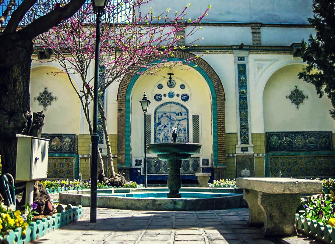 تهران گردی در خانه موزه مقدم