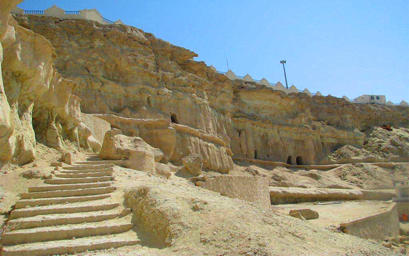 غار خربس؛ جاذبه ای جالب و دیدنی در قشم