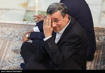 احمدی نژاد پس از مدت ها به تلویزیون آمد /  علت چه بود؟