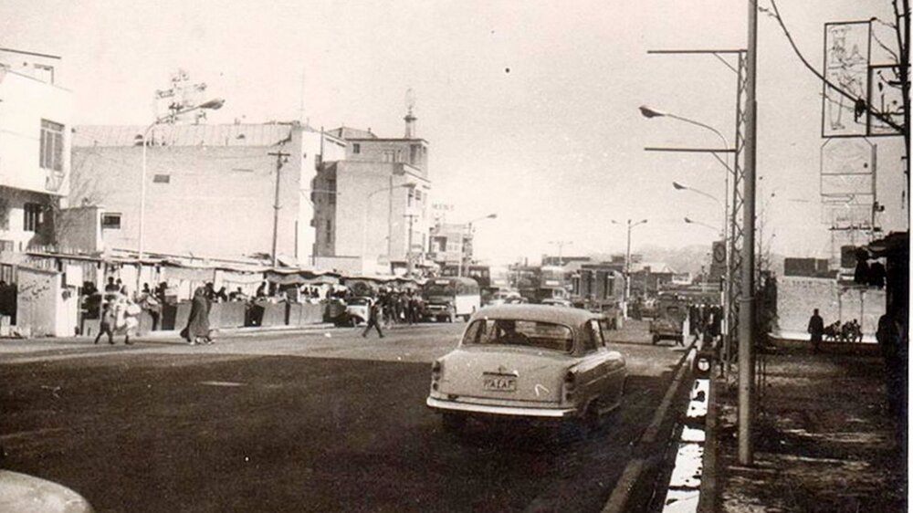 عکس دیدنی از میدان فوزیه تهران مربوط به ۷۰ سال قبل! عکس دیدنی از میدان فوزیه تهران مربوط به ۷۰ سال قبل!