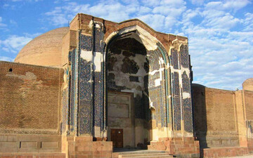 معماری حیرت انگیز مسجد کبود