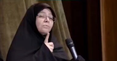 مادر شهید روی آنتن زنده صداوسیما : فردای قیامت من یقه تک تک مسئولین را خواهم گرفت + فیلم