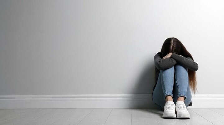 چرا نوجوانان و جوانان به افسردگی مبتلا می شوند؟
