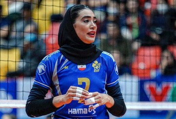 مونا آشفته قید ایران را زد / حضور بدون حجاب در لیگ ترکیه + عکس