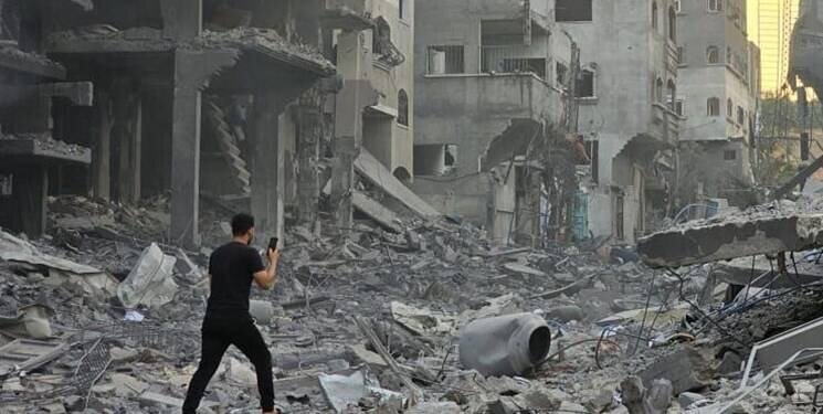 در حملات موشکی حدود ۱۰۰۰ نفر در غزه جان خود را از دست دادند