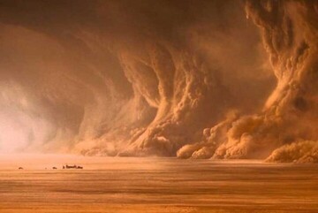 تصاویری زیبا از طوفان شن در مریخ / فیلم