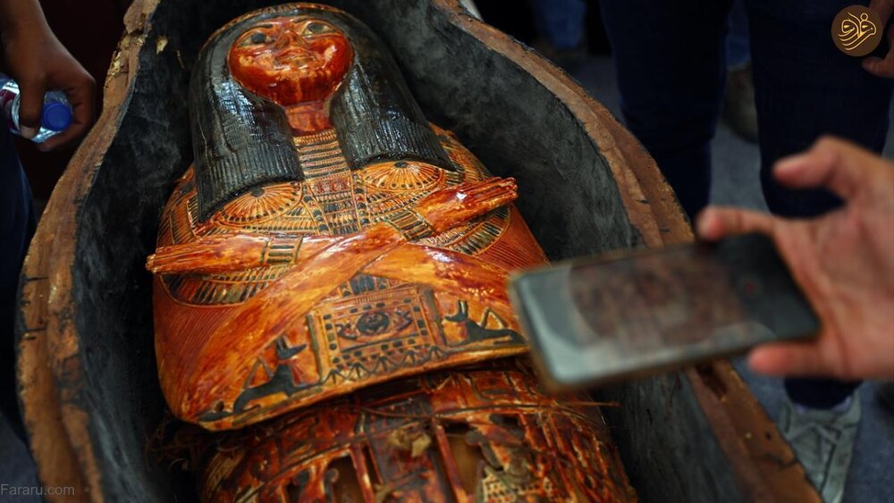 کشف قبرستان ۳۴۰۰ ساله در مصر + عکس