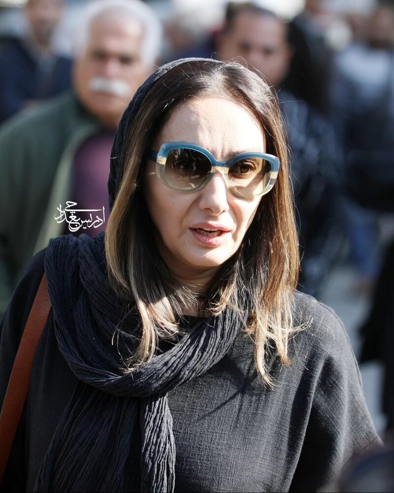 بهت و حیرت هانیه توسلی در مراسم تشیع مهرجویی