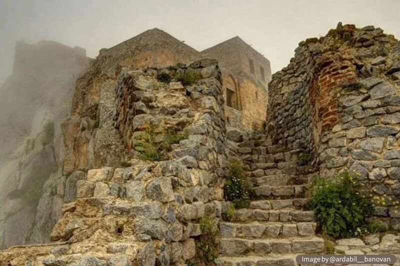 قلعه بابک کجاست؟