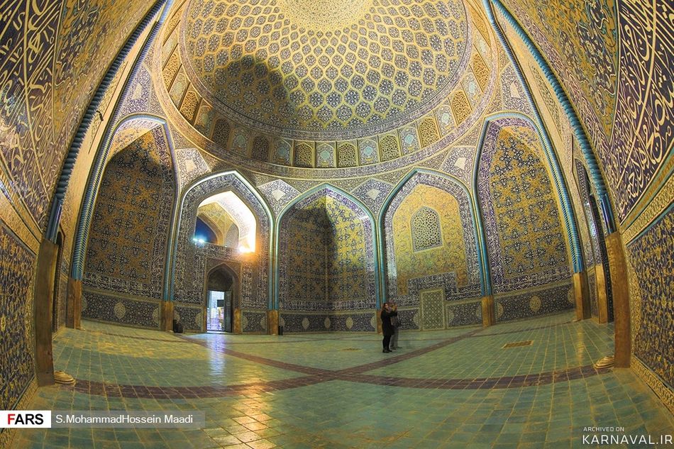 مسجد شیخ لطف الله چه مشخصاتی دارد؟