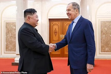 دیدار کیم جونگ اون با وزیر خارجه روسیه