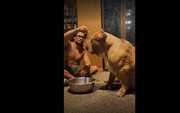 غول پیکرترین سگ پیت بول دنیا به وزن ۱۰۴ کیلوگرم + فیلم