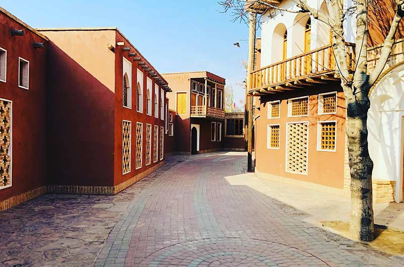 روستای ابیانه در کدام استان است؟