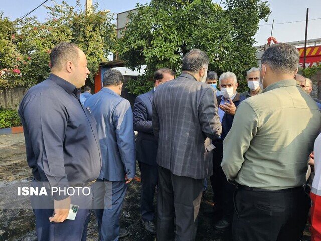 حضور استاندار گیلان در محل حادثه آتش سوزی کمپ ترک اعتیاد لنگرود /۳۲ کشته و ۱۶ مصدوم + تصاویر