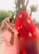 رسم عجیب کتک زدن خواهر داماد برای خوشحالی عروس + فیلم