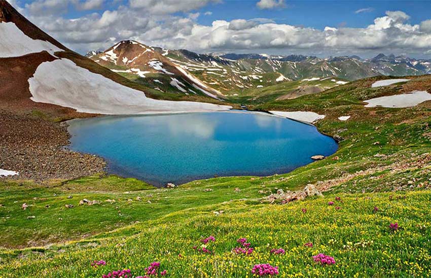 حتما از جاذبه های گردشگری لرستان بازدید کنید