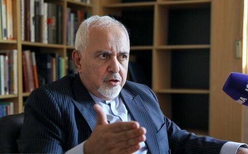 ظریف: اگر پای ایران را به جنگ بکشانند بمب بر سر مردم ایران فرود می‌آید / برای هیچکدام از مقامات حاکمیتی اتفاقی رخ نخواهد داد + فیلم