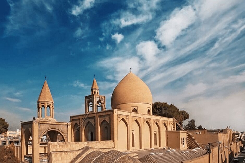 مشهورترین کلیساهای ایران را بهتر بشناسید