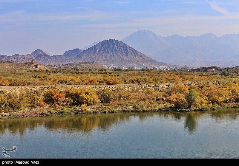 طبیعت پاییزی رود ارس
