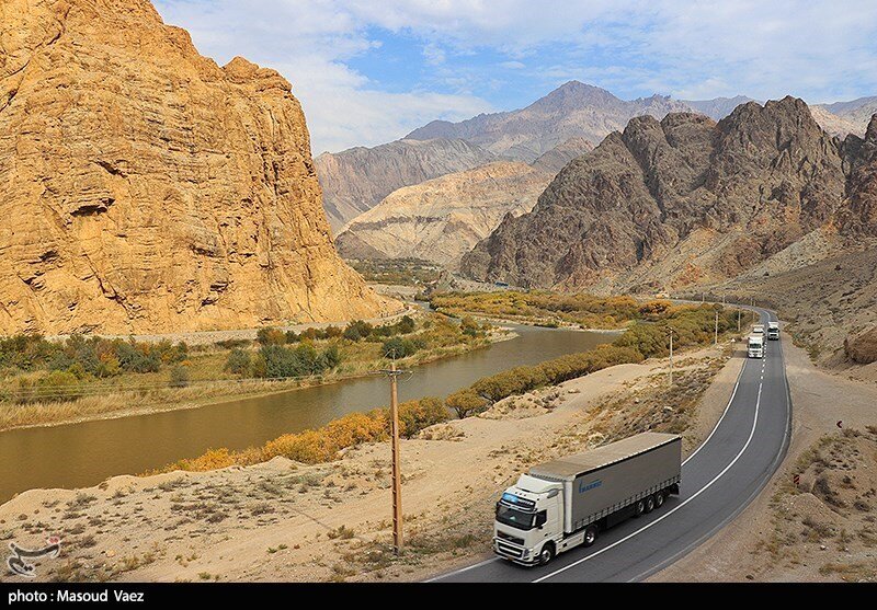 طبیعت پاییزی رود ارس