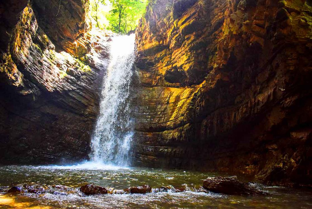 زیباترین آبشار گیلان کجاست؟
