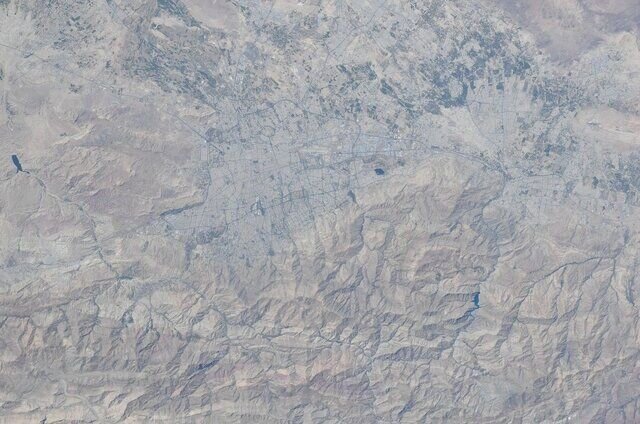 عکاسیِ خارق‌العاده یاسمن مقبلی که از فضا به تهران رسید