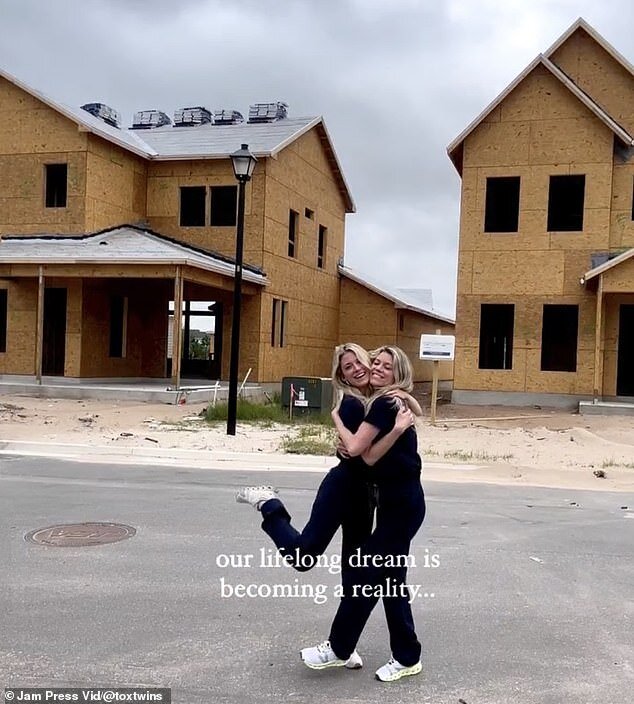 عجیب ترین خواهران دوقلو در جهان که هیچکس قادر به تشخیص آنها نیست حتی شوهرانشان! + عکس