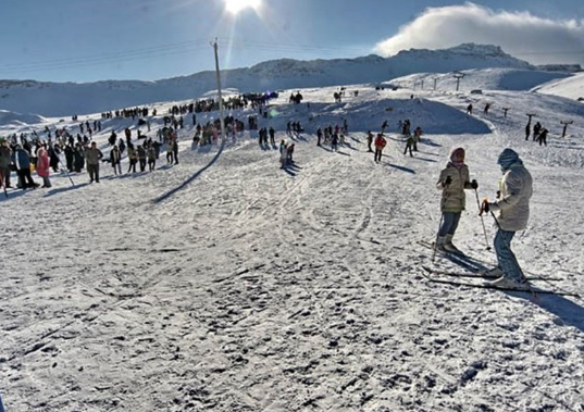 مهیج‌ترین پیست اسکی در بام ایران
