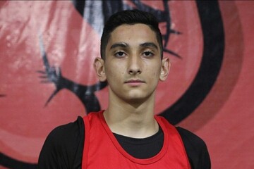 بوکسور نوجوان ایران از قهرمانی جهان حذف شد