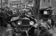 تست عجیب و خنده‌دار ایمنی خودرو در ۹۳ سال پیش! + فیلم