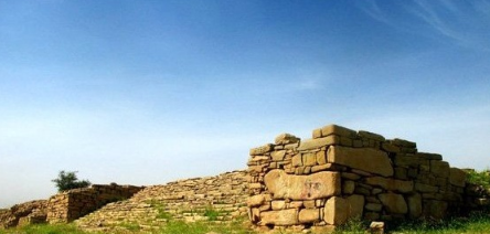 حتما از آتشکده جاویدا خوزستان بازدید کنید