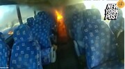 اقدام شجاعانه پلیس جوان برای نجات جان دانش آموزان از داخل اتوبوس آتش گرفته + فیلم