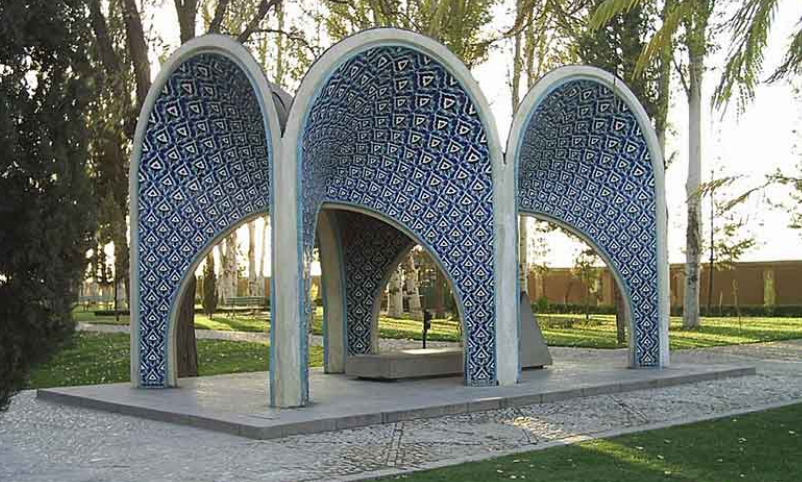 زادگاه کمال الملک کجاست؟