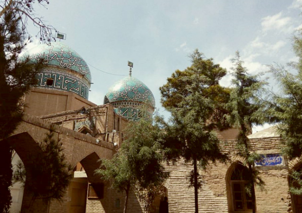 دو آرامگاه فوق العاده در کرمان