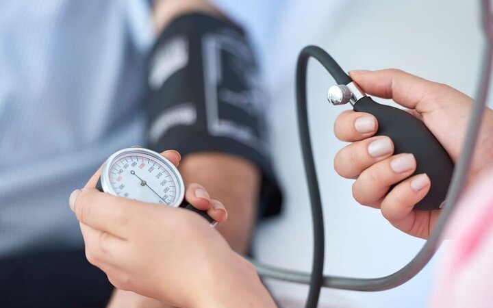 دلایل عدم کنترل فشار خون بالا در زمستان چیست؟