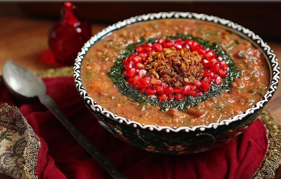 برای شب یلدا شام چی بپزم؟ | در شب یلدا شام برنج بخوریم یا نان؟