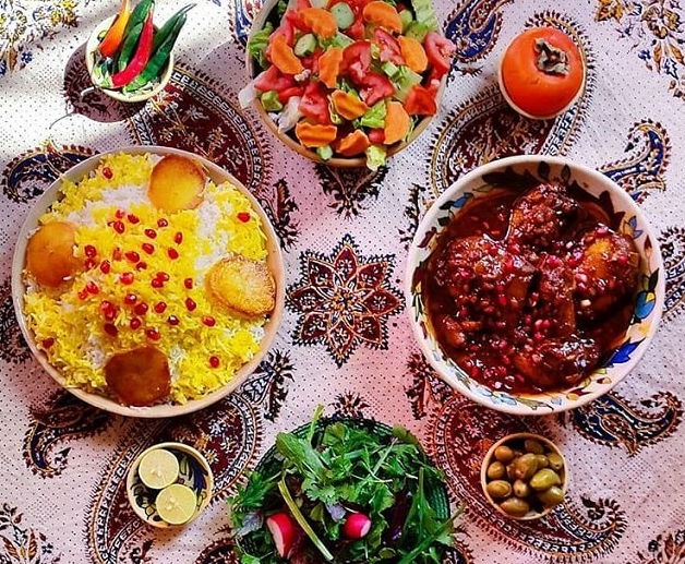 برای شب یلدا شام چی بپزم؟ | در شب یلدا شام برنج بخوریم یا نان؟