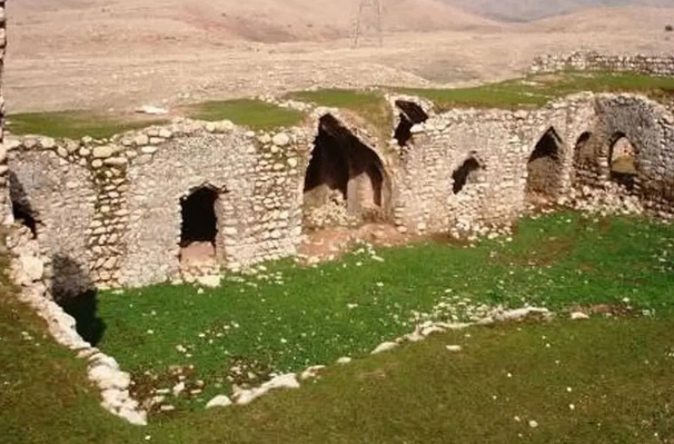 بازدید از قلعه رزه در اندیمشک را از دست ندهید
