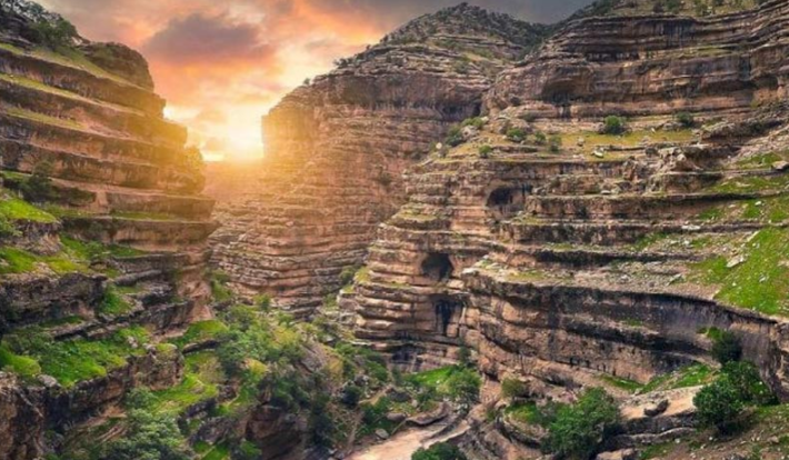 تنگه شیرز کجاست؟