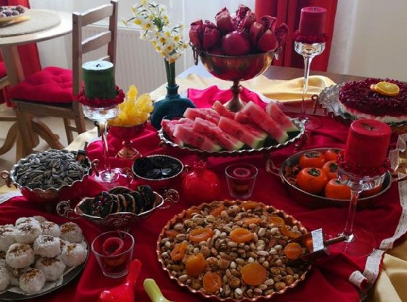 سر سفره شب یلدا چی بزاریم که رنگین تر شود؟