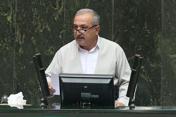 محمودزاده، نماینده مجلس: لایحه‌ی بودجه مشکلات بسیاری دارد / بالابردن یک درصدی مالیات ارزش افزوده ۷۰ هزار میلیارد تومان پول بازنشستگان را از جیب مردم تامین می‌کند