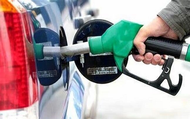 افزایش قیمت بنزین تصویب شد؟ | نظر مجلس درباره افزایش قیمت بنزین
